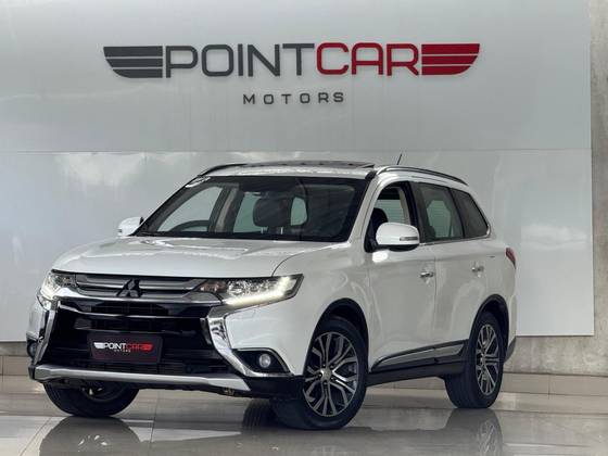 MITSUBISHI OUTLANDER 2.2 4X4 16V DIESEL 4P AUTOMÁTICO MITSUBISHI OUTLANDER 2.2 4X4 16V DIESEL 4P AUTOMÁTICO